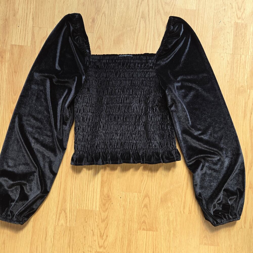 Bagatelle Women Whimsigoth Goth Witchy Smocked Dark Romantic Black Velvet Top M